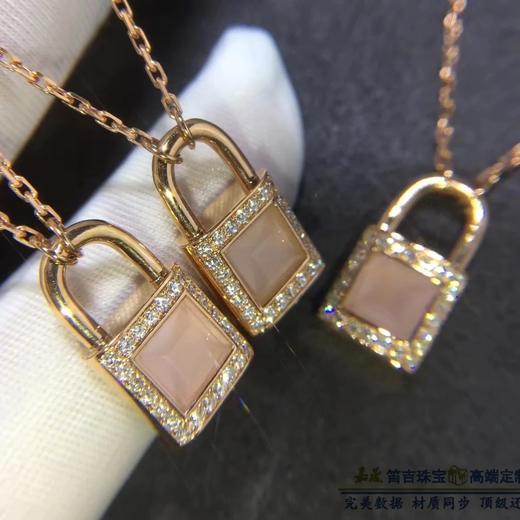 lv锁头镶钻项链