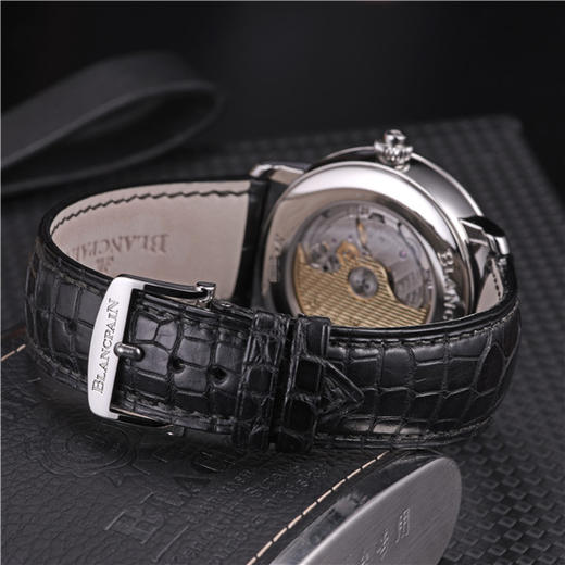 宝珀 Blancpain 经典系列男士自动机械腕表 6660-1127-55B 商品图6