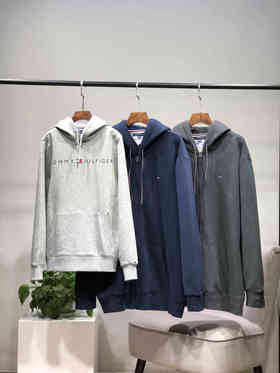 要大码的看过来！原单，细节可随意去专柜对比，内里加薄绒，休闲不燥热，挡风御寒！春天穿一件就足以，跟厚重的外套说拜拜啦！