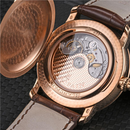 宝珀 Blancpain 经典系列男士自动机械腕表 6665-3642-55B 商品图5