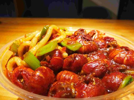 小龙虾炒米粉酱香微辣配料龙虾尾米粉