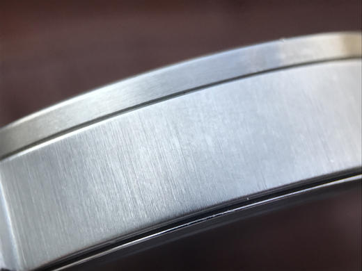 TW天梭T-CLASSIC系列T070.405.16.411.006497手动机械机芯,43毫米直径，男士手表，材质：316l精钢，机芯直径：36.6毫米机芯 商品图14