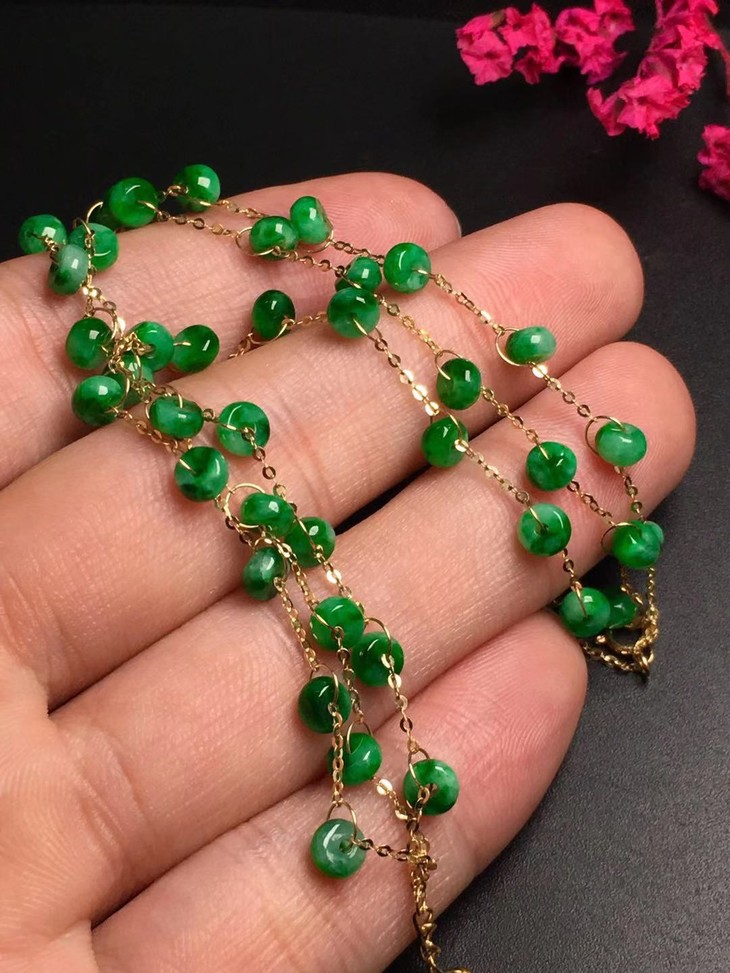 d10092翡翠18k镶嵌绿算盘珠手链
