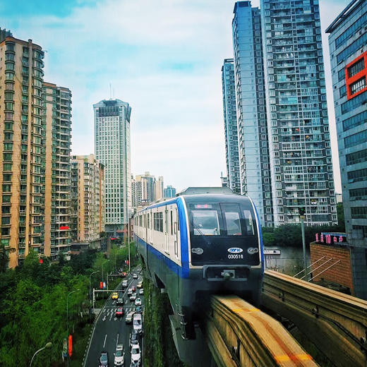 2-8人市内小团可选独立成团洪崖洞+磁器口古镇+轻轨穿楼一日游【可包车·酒店接送】 商品图2