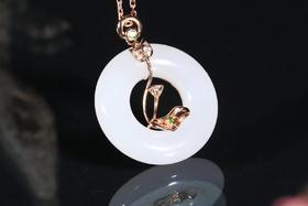 【和和美美】18K金镶羊脂玉挂件