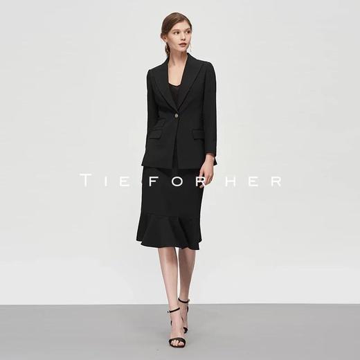 19SSDU100 黑檀色鱼尾裙两件套 商品图1