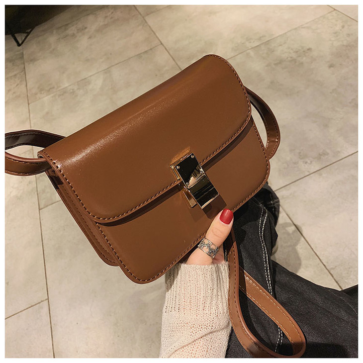 茵娣豆腐包女包2019秋冬新款欧美潮时尚镜面包锁扣单肩斜挎小方包