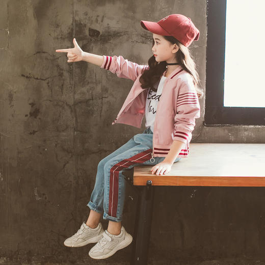 【女童服】童套装新款韩版女童春装棒球服外套两件套中大儿童牛仔裤套装 商品图3