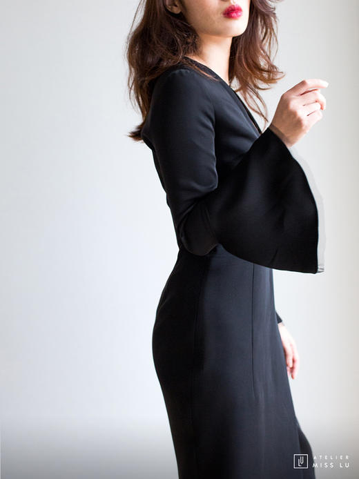 AtelierMissLu / Carly-黑色拼纱荷花袖连衣裙 商品图4