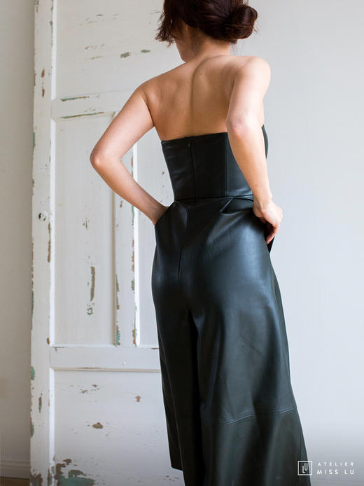 AtelierMissLu / Kelcey-墨绿仿皮抹胸连体阔腿裤 商品图4