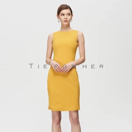 19SSDU147 向日葵黄多线分割无袖连衣裙 商品图1