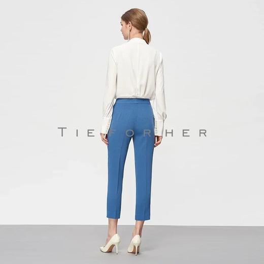 19SSDU66 莹白色V领衬衫 商品图3