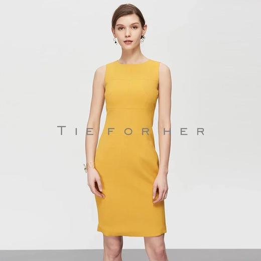 19SSDU147 向日葵黄多线分割无袖连衣裙 商品图2