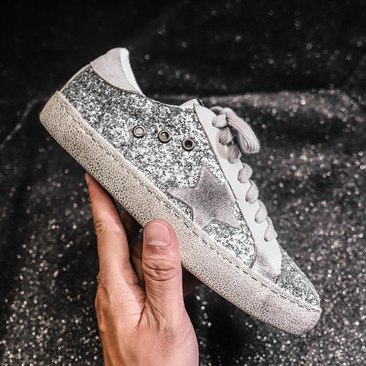 【服饰鞋包】鞋女韩版做旧脏脏鞋亮片星星小白鞋平底板鞋 商品图0