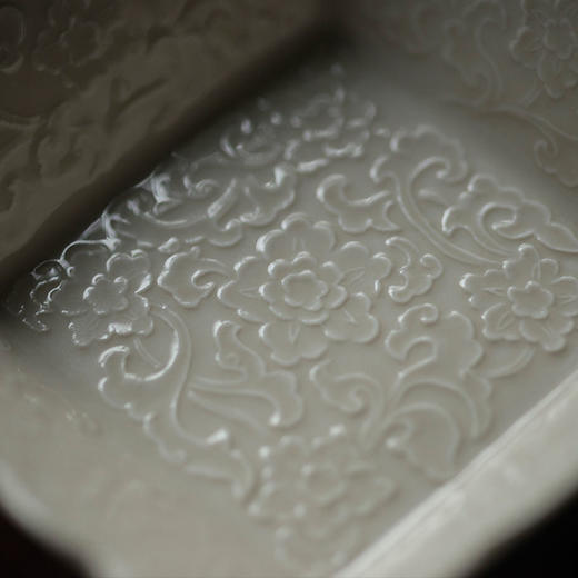 定窑花草纹方盘 商品图2