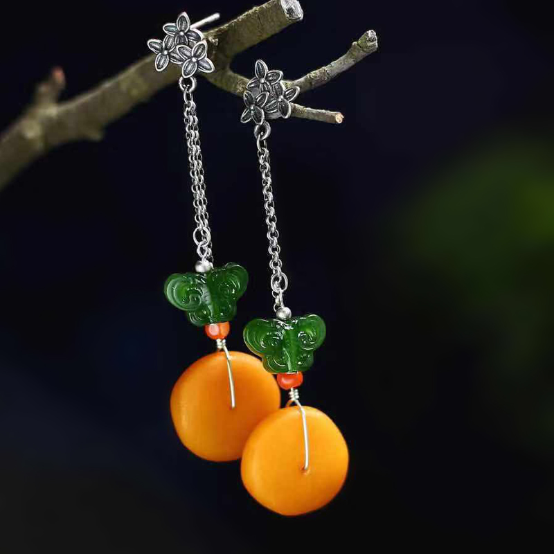 巧思碧玉蝴蝶蝶恋花蜜蜡饼子满福缘老银耳饰