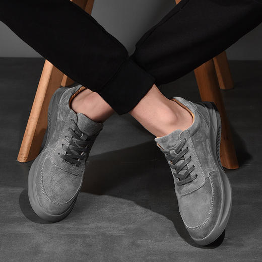 【服饰鞋包】运动男鞋猪皮英伦低帮马丁靴男复古休闲板鞋男学生 商品图3