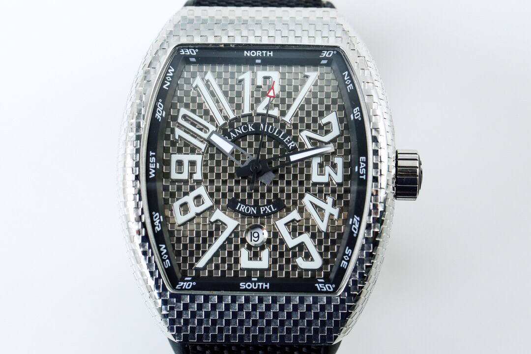 法穆兰vanguard系列机械男表2824机芯直径45mm