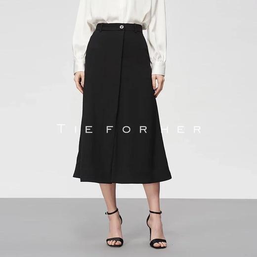 19SSDD18 遂空黑开叉半身裙 商品图1