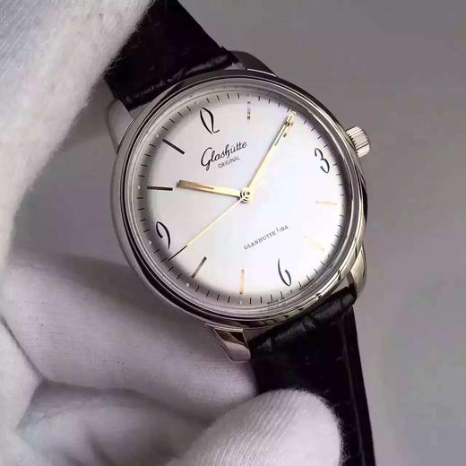 FK格拉苏蒂原创。型号：1-39-52-01-02-04，系列：20世纪复古，男士，透底。全自动机械机芯，精钢外壳，39毫米，9.4毫米，镀银表盘。 商品图6