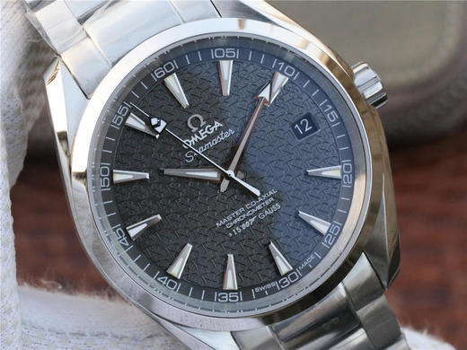 XF欧米茄海马150米系列231.10.42.21.02.006，钢带/皮带。8507自动机械,41.5毫米,男士 表径：41.5毫米 表镜材质：圆弧形双面防反光耐磨损（黑白蓝三色） 商品图12