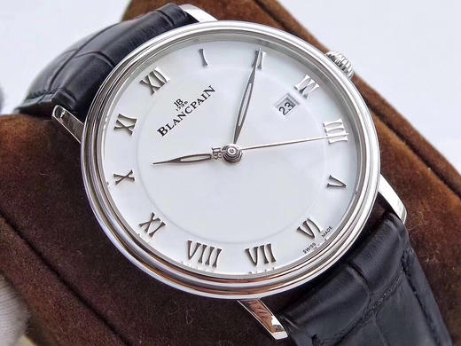 ZF宝珀6651-1127-55B搪瓷白，柳叶针，罗马刻度，简洁明快。黑色胎牛皮表带，柔软舒适。犹如腕间绅士，经典非凡 商品图3