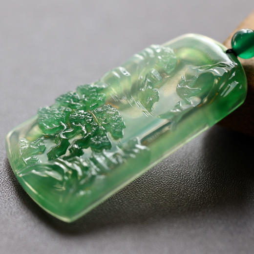 冰种阳绿翡翠山水雕牌 商品图0