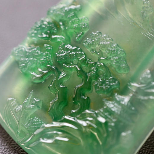 冰种阳绿翡翠山水雕牌 商品图3