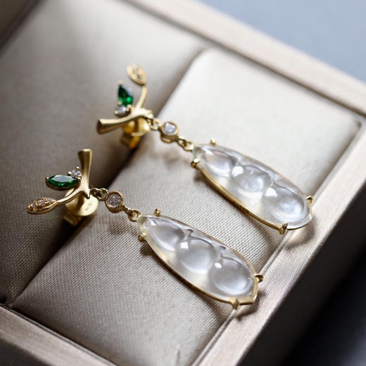 玻璃种翡翠福豆耳坠18k黄金沙弗莱石镶嵌 商品图5