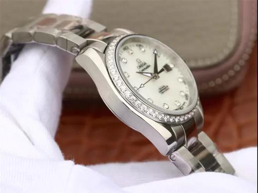 3S欧米茄海马AQUA TERRA150米女款8520。壳套重新开模升级，细节到位，打磨精细，延续3s一贯优秀品控做工。 商品图4