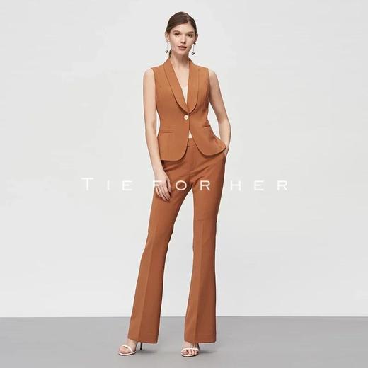 19SSDU32 榛子色西装三件套 商品图1