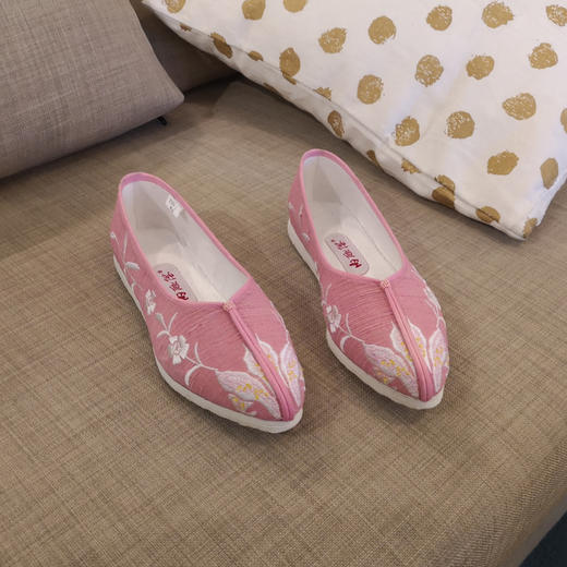 内联升女鞋手工单鞋千层底IP衍生系列九州牧云记(凝之语)尖口淑女鞋MY8638 商品图2