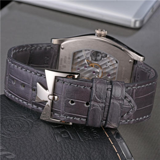 江诗丹顿 Vacheron Constantin 马耳他系列男士手动机械腕表 82230/000G-9185 商品图4