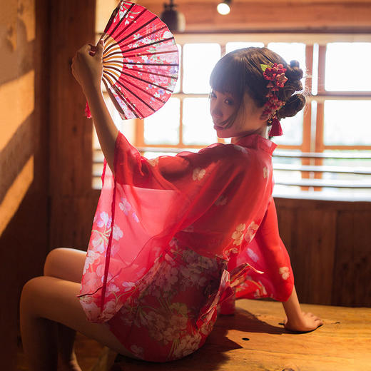 霏慕印花雪纺开襟低领印花和服7061 红色