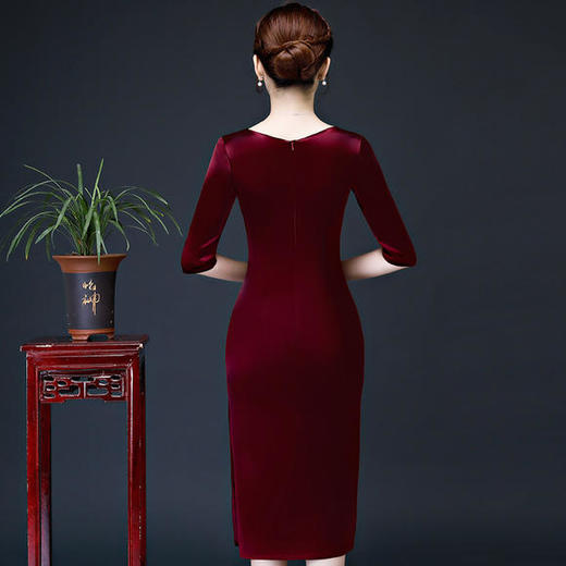 改良真丝，绣花礼服旗袍裙LHS004 商品图2