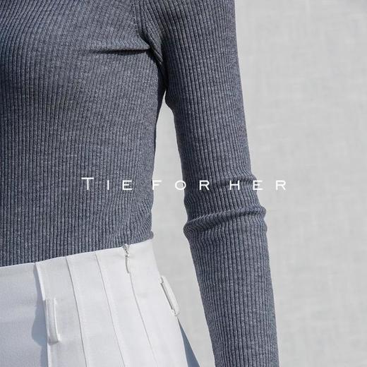 18AWP04 洛特灰高领羊毛针织衫 商品图3