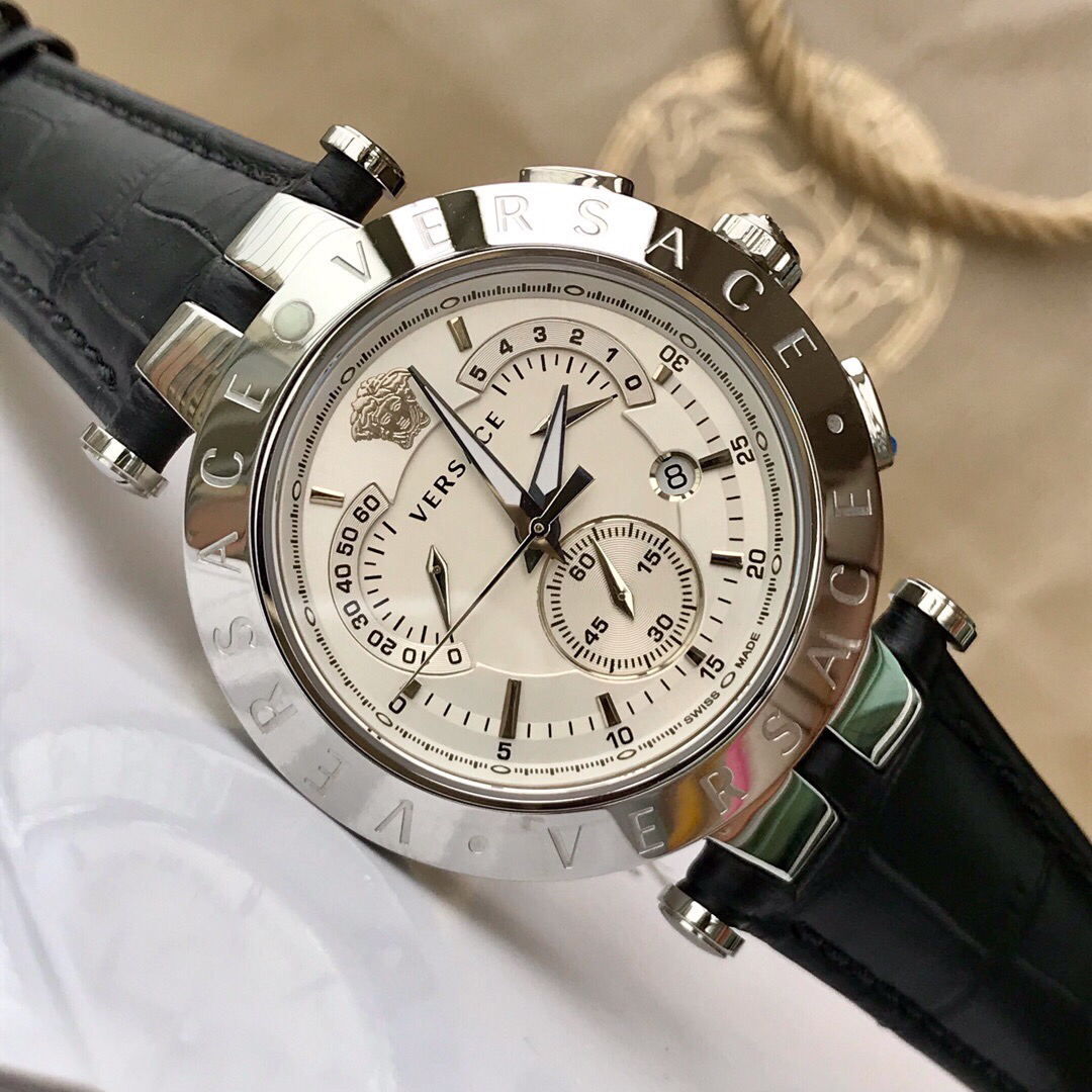 范思哲23c系列,小丑款,多功能倒计时,大秒针倒着走哦[白眼][白眼]原装