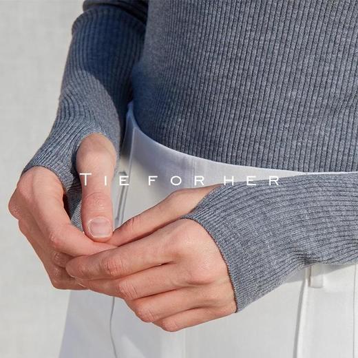 18AWP04 洛特灰高领羊毛针织衫 商品图4