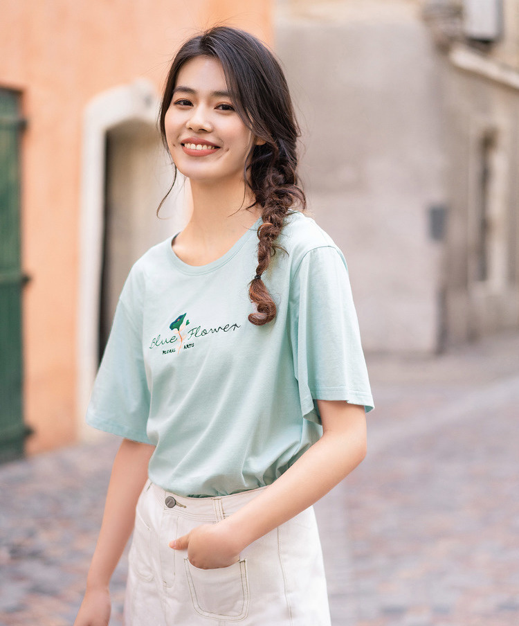 茵曼t恤女2019夏装新款圆领文艺小清新绣花宽松显瘦休闲短袖上衣