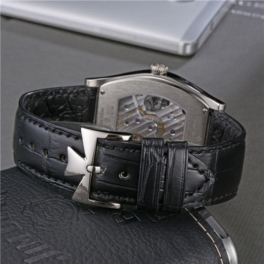 江诗丹顿 Vacheron Constantin 马耳他系列男士手动机械腕表 82230/000G-9962 商品图5