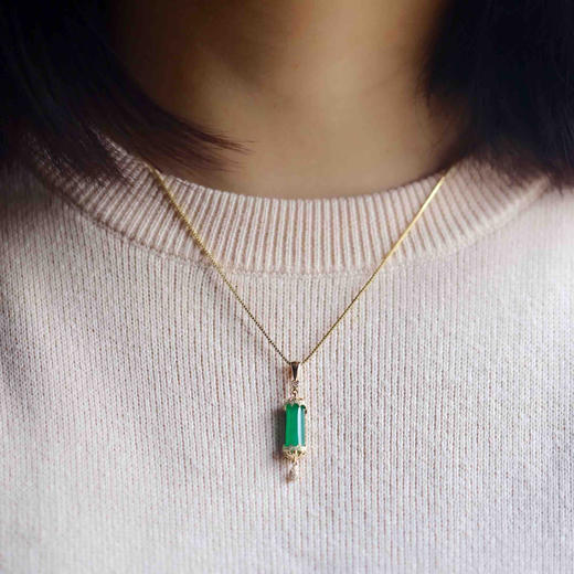 冰种阳绿复古翡翠吊坠18k黄金钻石镶嵌 商品图9