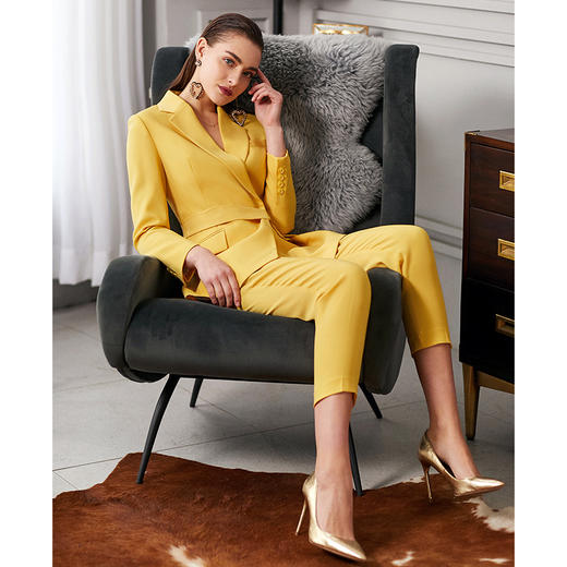 IWY/新品时尚气质黄色西装套装修身显瘦OL职业女士休闲套装两件套CP9112 商品图4