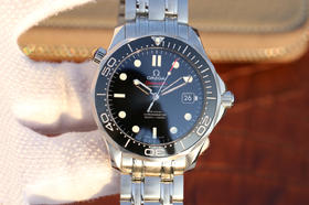 MKS欧米茄海马300米zhongji版本。黑色陶瓷圈黑面 后盖海马浮雕做工chao赞 41mm直径，搭载精准稳定2824机芯 海马系列中的dingji复刻。