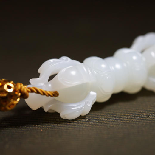 和田玉（羊脂白玉）挂件--金刚杵 约11g / 6g 商品图2