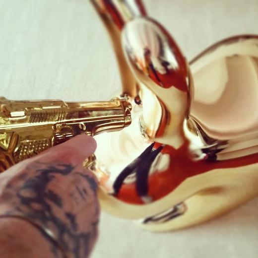 Qeeboo RABBIT 兔椅凳 限量金色 商品图3