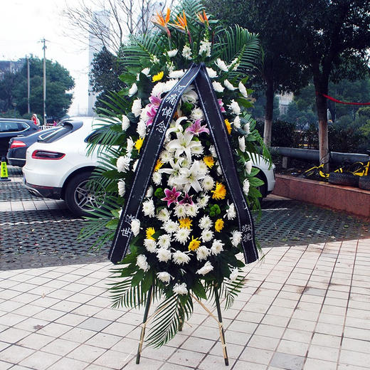 菊花花篮-清明节重阳节祭奠扫墓哀悼上坟黄白色菊花花束 商品图1