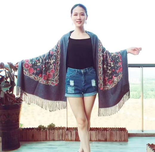 新疆羊绒围巾 石榴花  70*200cm 多种花色可选 商品图2