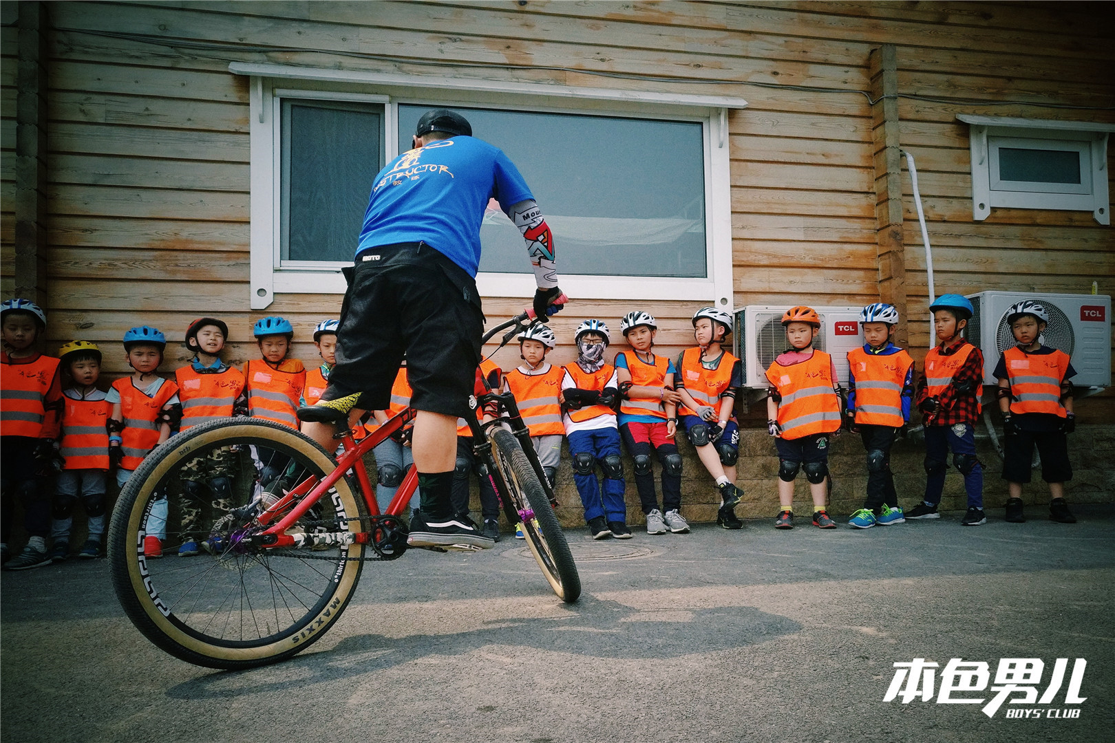 国庆活动】越野挑战|征服三大骑行赛道 atv全地形车 - 本色男儿俱乐部