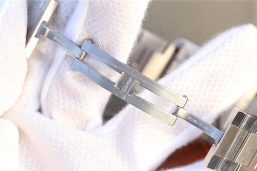 ZF卡地亚坦克系列型号W5200028男士尺寸宽31mmX长40.85mm，正品拆解开模，淬火蓝钢指针，配件达到和正品互换级别，搭载日本9015机 商品图10