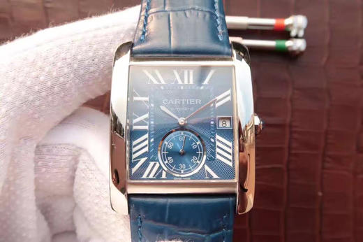 JF卡地亚WSTA0010英式坦克系列 版本，原版1904MC自动机械机芯，表径:34mmX44mm，使用原版烤钢蓝表针，男士手表，皮表带 商品图1